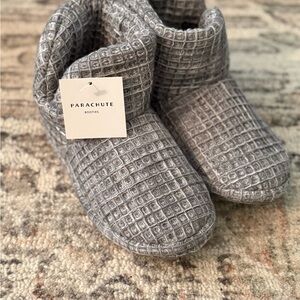 Parachute Textured Gray Booties